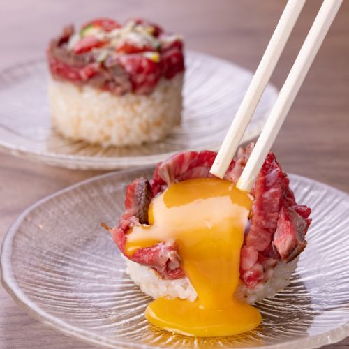 Great for social media! All-you-can-eat meat sushi, which is becoming increasingly popular!