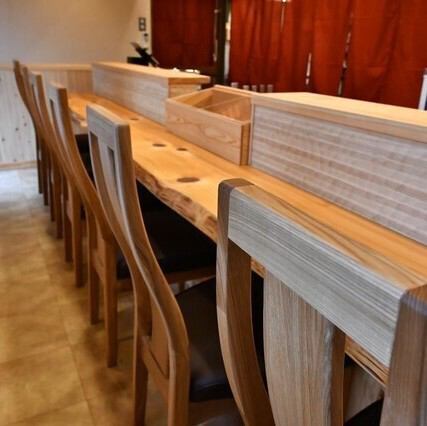 アットホームな雰囲気が居心地の良い、おしゃれな店内◎