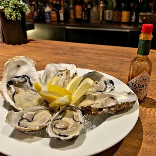 We recommend fresh raw oysters!