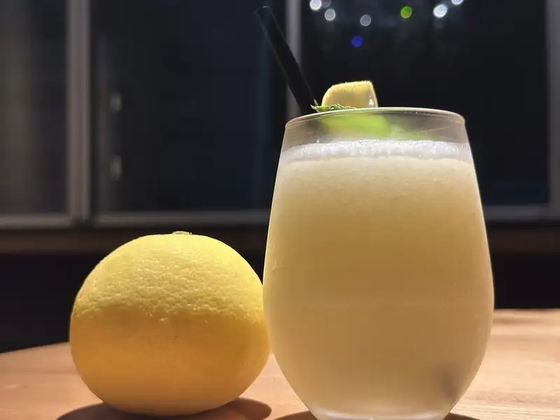 高知の爽やかな風を感じる一杯。甘酸っぱく瑞々しい「高知県産小夏のフローズンカクテル」で華やかに乾杯！