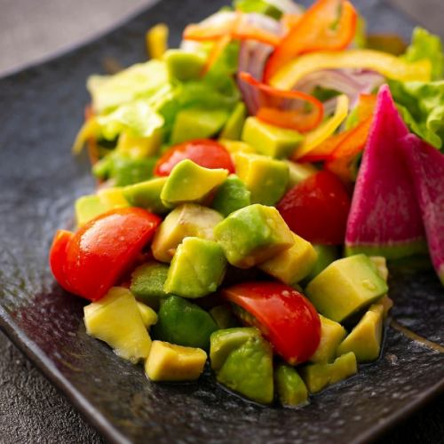 アボカドサラダ