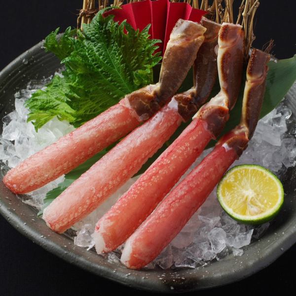 [螃蟹生魚片也很受歡迎]可以品嚐到奢華的雪蟹的驕傲菜餚！