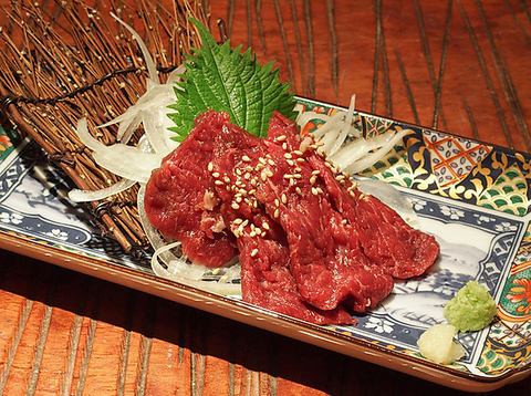 Enjoy 2 hours of all-you-can-drink with your favorite a la carte items for 1,500 yen (tax included)!
