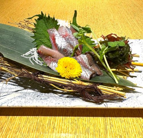 ≪旬の味覚≫マイワシの刺身