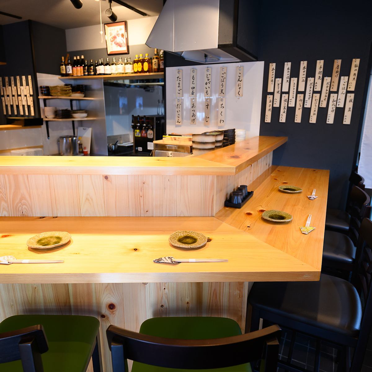 This is a counter-only restaurant located in the ancient city of Nara.