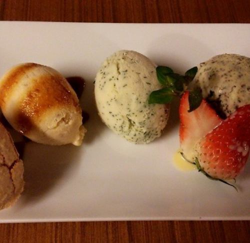 Assorted homemade 3-color gelato