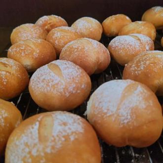 「米粉のミルクパン」
