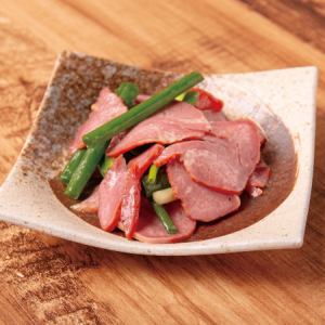 Pork tongue with green onions