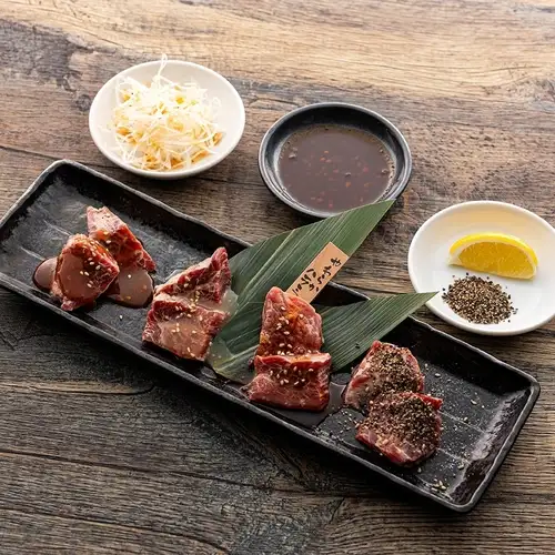 Assortment of 4 types of beef skirt steak