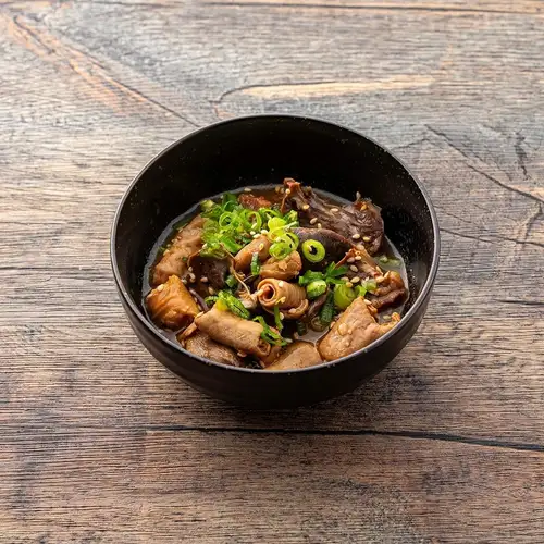 Motsu stew (red) miso