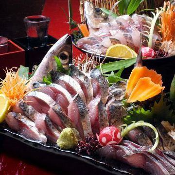 Oita specialty! 《Seki mackerel made with Seki mackerel figure》 & local cuisine course with Kenpachi [2 hours all-you-can-drink] 5,500 yen
