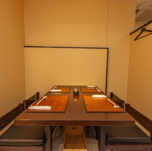 落ち着いた雰囲気の店内でお食事を…