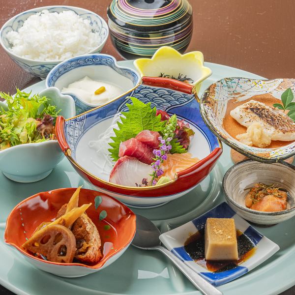 ◆お昼からお酒を楽しめる◆90分飲み放題付き　昼飲みコース