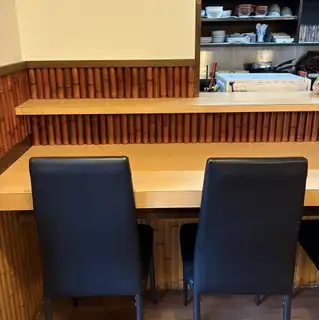 帰宅前に１杯飲んで、今日あったことなどお話しつつ素敵なひとときをお過ごしくださいませ♪