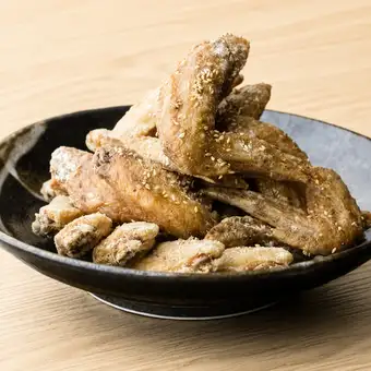 黄金手羽先の唐揚げ