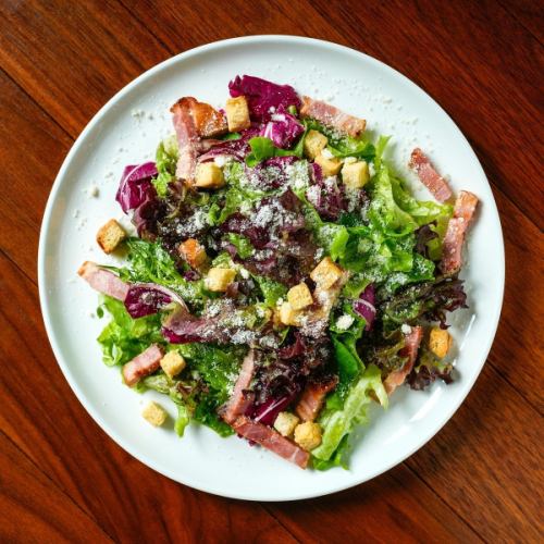 オリジナルベーコンのシーザーサラダ