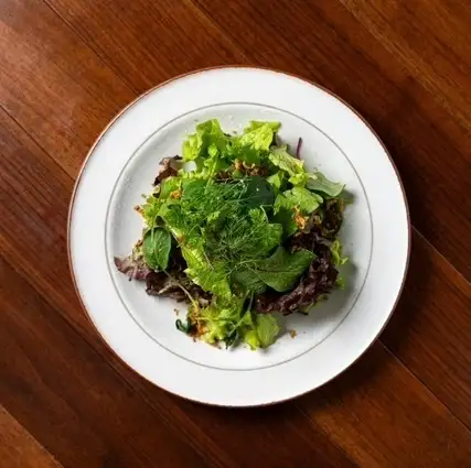 Herb green salad