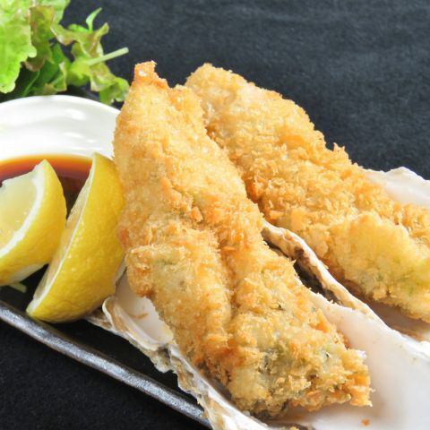 貝屋の大粒カキフライ!!(2個)