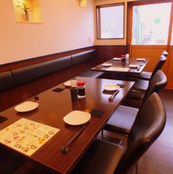 Many table seats are available! You can use it comfortably!