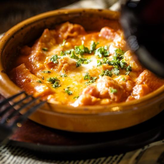 【女子会コースも！】おしゃれなバルと食事で、会話も進みます♪