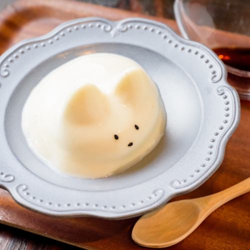 [Buzzing on social media!] Cute jiggly rabbit fresh pudding♪