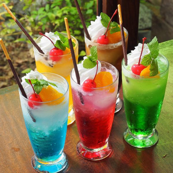 The extensive drink and dessert menu is also attractive★