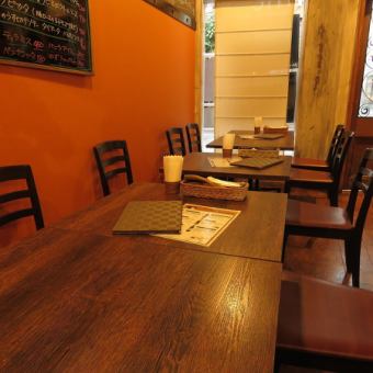 We prepare table seats that can be used by one person ♪ Please relax in a stylish atmosphere.