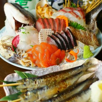 ≪魚好き必見！お刺身なまら盛りと原始焼き≫全7品生ビール日本酒5種込2ｈ飲放付3700円(税込)