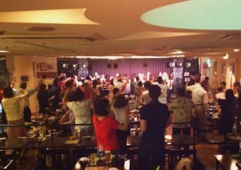 全席椅子席で最大150名まで可能です。貸切も対応可、社員旅行や各種イベントお気軽にご相談下さい。