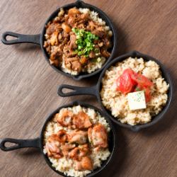 明太バターメシ/やんちゃな肉のせガーリックめし/ゴロゴロチキンのスパイスメシ