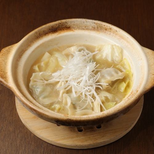 濃厚！鶏白湯の炊き餃子