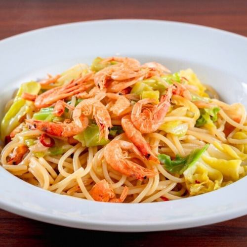 [Pasta set] Sakura shrimp and spring cabbage oil pasta