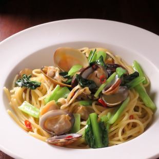 [OIL] Spaghetti with clams and komatsuna