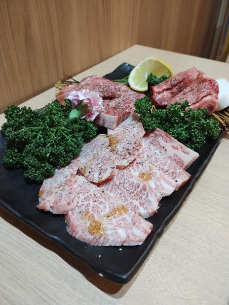 [Yakiniku available at each table] Domestic beef ribs