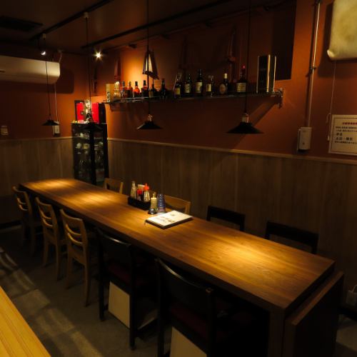 [From 5pm, seating will be reserved for customers with pets] This is a semi-private room that can seat 3-6 people.Guests with pets are welcome to stay for a minimum of two people.