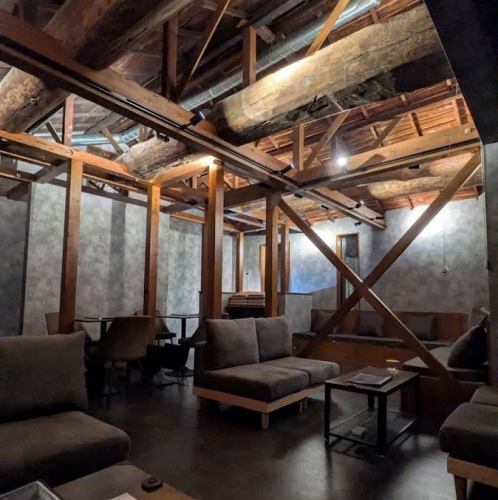 田町駅約5分!アクセス抜群シーシャカフェ&バー☆