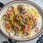 シーフードクリームフェットチーネ