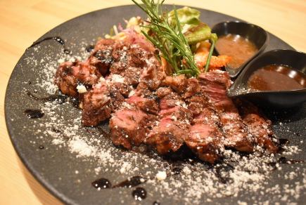 ≪欢迎会和告别会的完美之选≫ ★豪华小町套餐，包含牛舌汉堡和高级牛排★ [4,950日元]