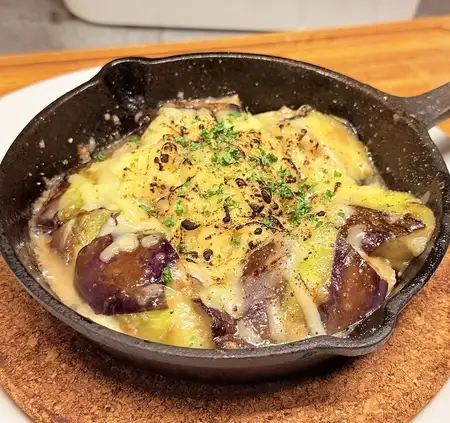 ナスのアンチョビチーズ焼き　
