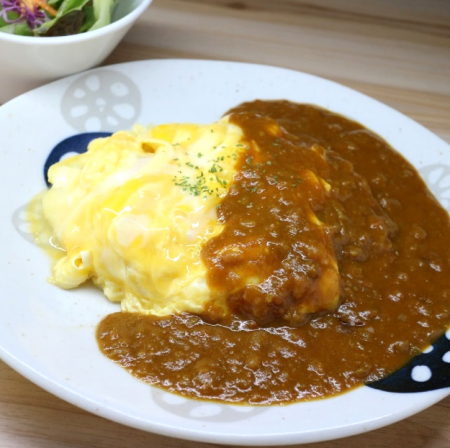 カレーオムライス