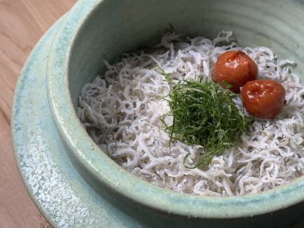 【2H飲み放題付き！】定番メニューを楽しめるお料理7品_5,000円(税込)コース
