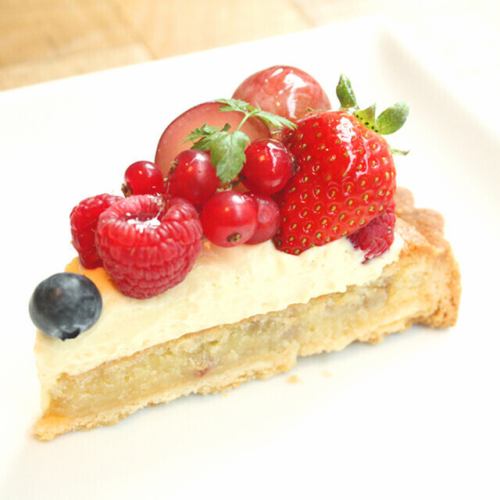Raspberry and berry tart