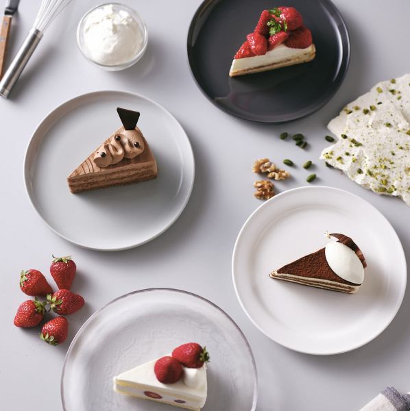 【こだわりの自家製ケーキをお得に】ケーキセット 1,200円(税込)より