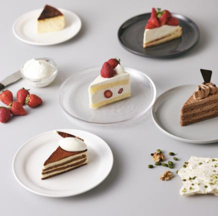 お好きなケーキとドリンクが選べる「ケーキセット♪」1300円(税込)