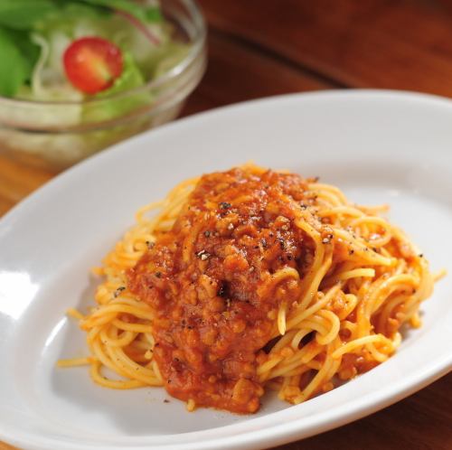 【サラダ・ドリンク付き】パスタやサンドイッチ等10種のランチ