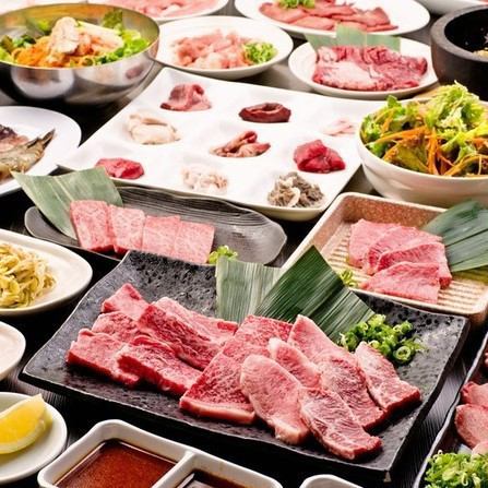 《Recommended for various banquets》 [No. 1 popularity] We offer an all-you-can-eat course for 4,268 yen, including the classic specialty "Royal Steak".