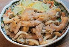 せせりときのこのガリバタ醤油炒め