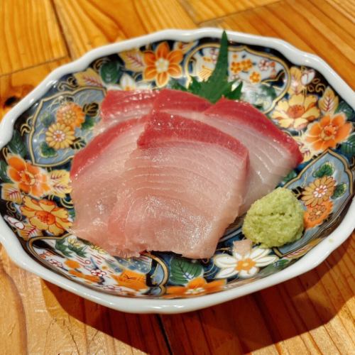 차가운 물고기 생선회