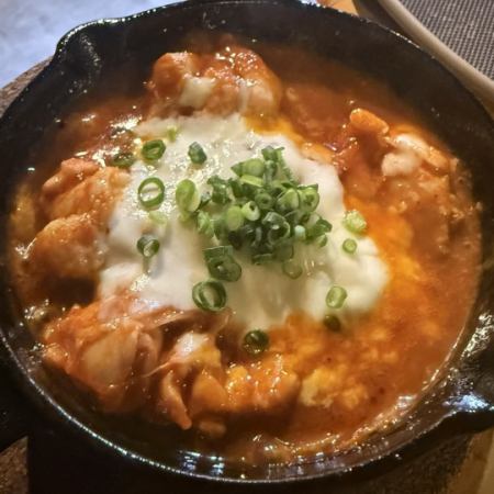 新じゃがと鶏モモのダッカルビ