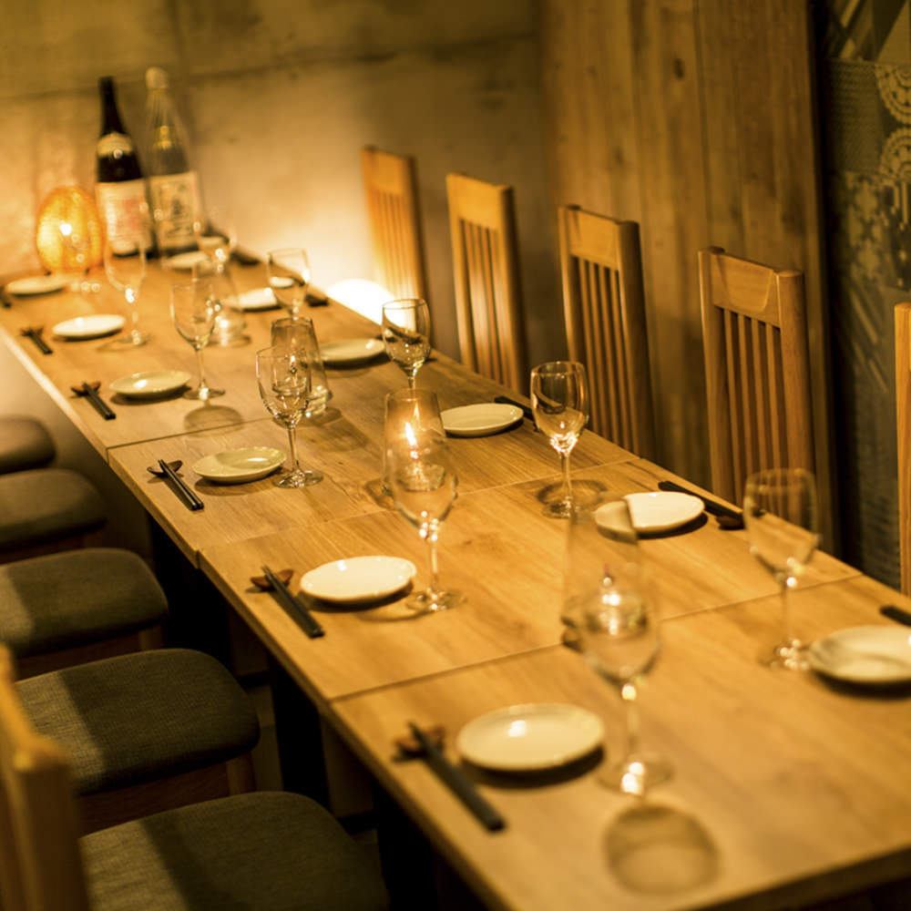 For 2 to 40 guests, a private banquet room is OK! Please do not hesitate to consult us.